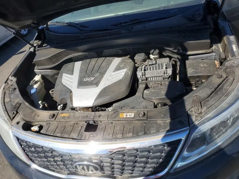 2015 KIA SORENTO LX  