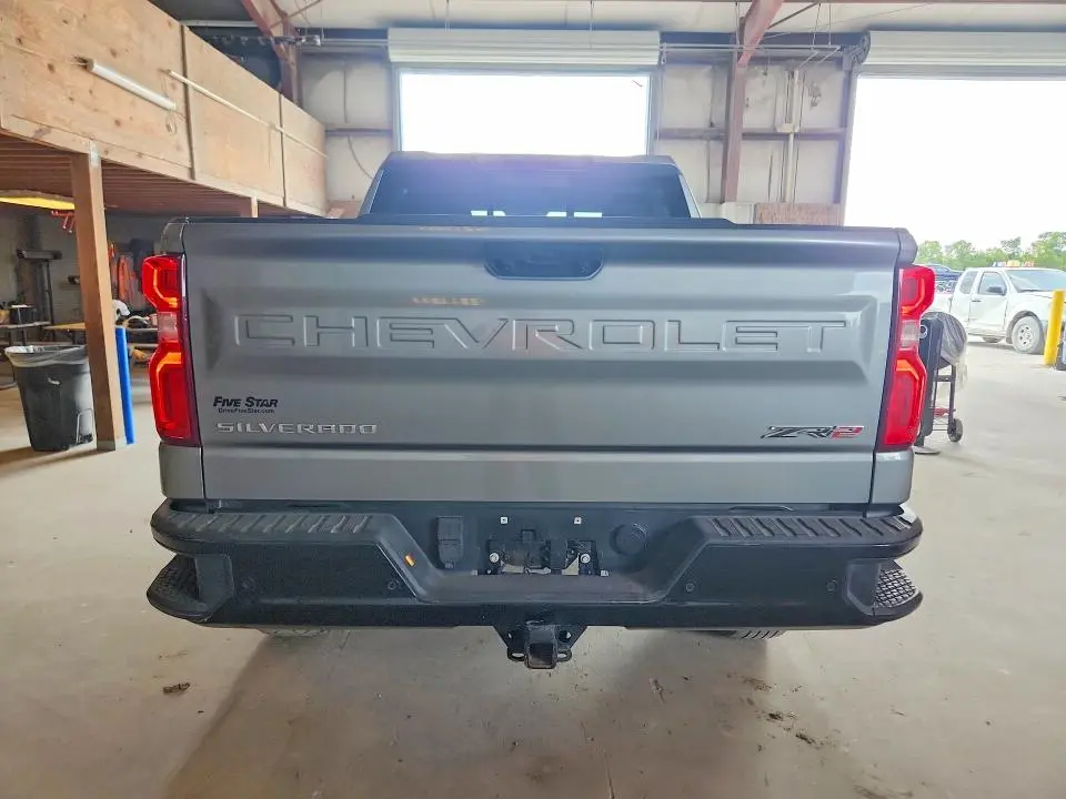 2024 CHEVROLET SILVERADO K1500 ZR2  