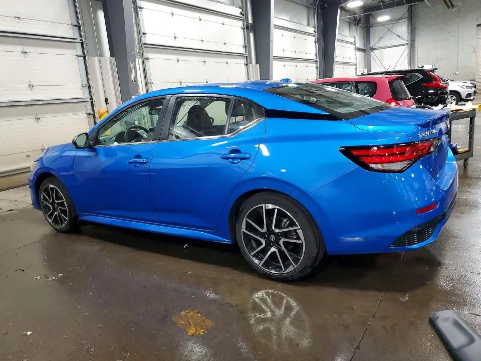 2024 NISSAN SENTRA SR  