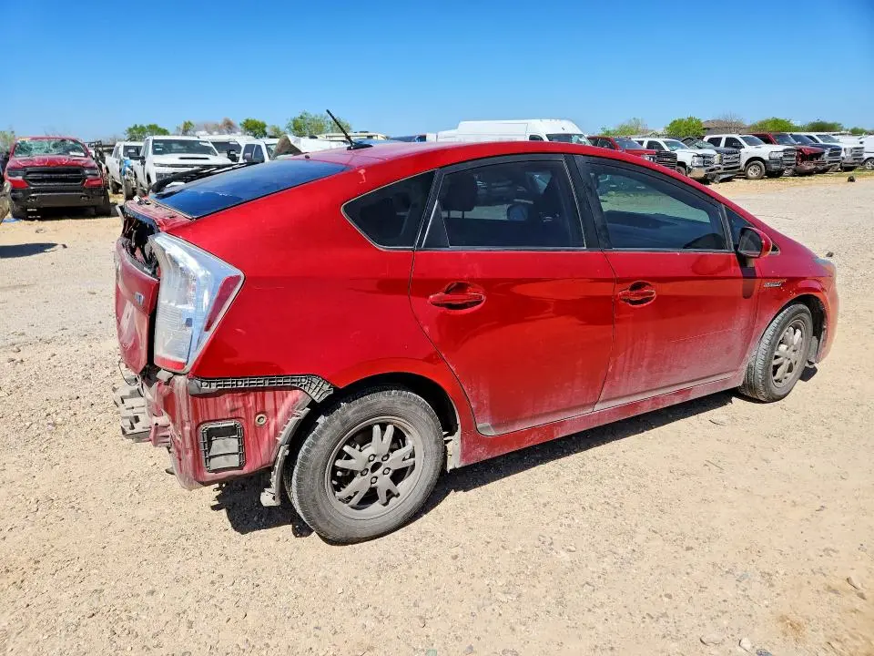 2011 TOYOTA PRIUS THREE  