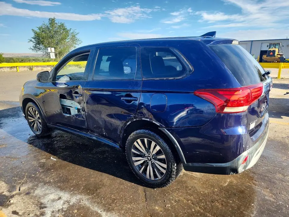 2019 MITSUBISHI OUTLANDER SE  