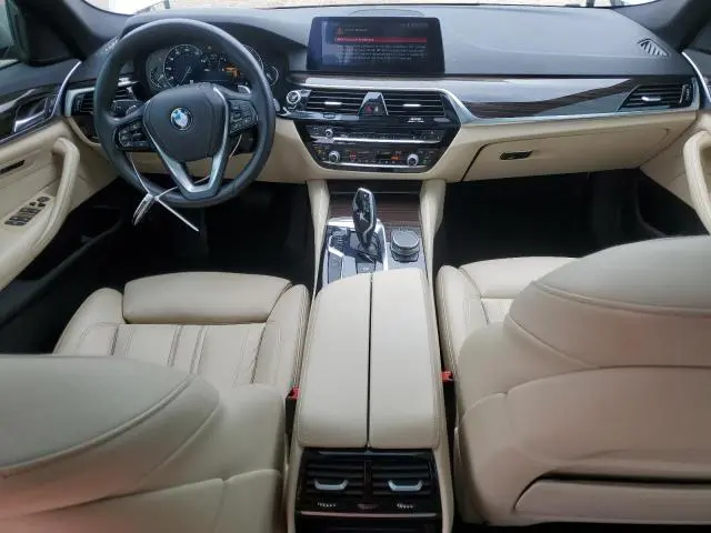 2019 BMW 530 I  