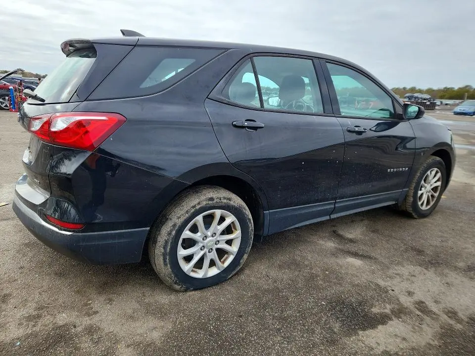 2018 CHEVROLET EQUINOX LS  