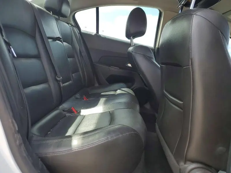 2012 CHEVROLET CRUZE LT  