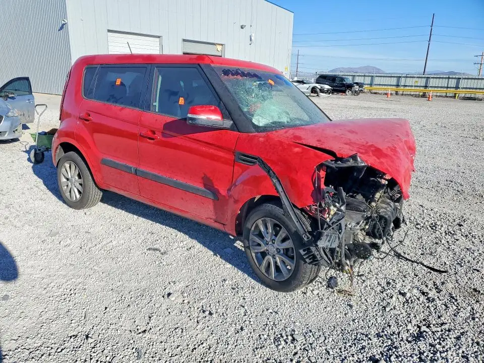 2012 KIA SOUL +  