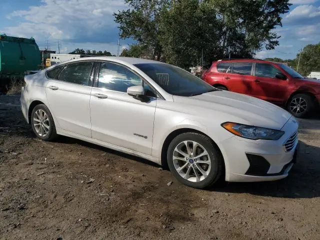 2019 FORD FUSION SE  