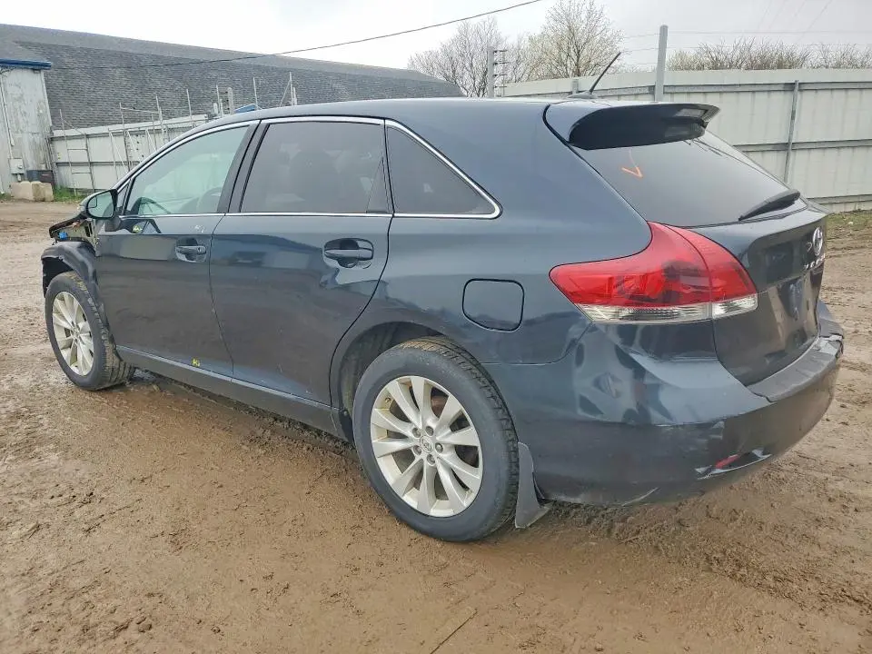 2013 TOYOTA VENZA LE  