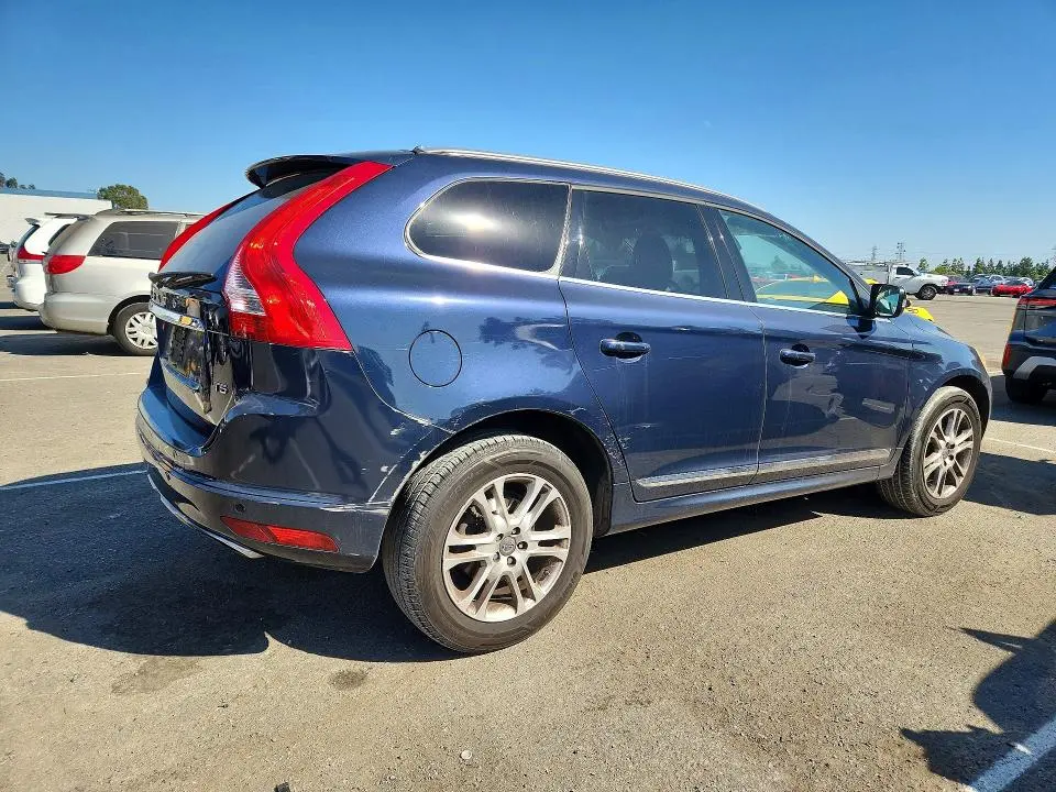 2015 VOLVO XC60 T5 PREMIER  