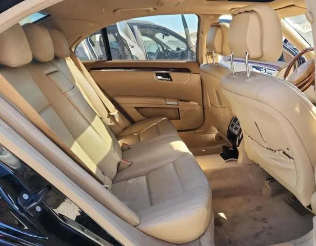 2012 MERCEDES-BENZ S 550  