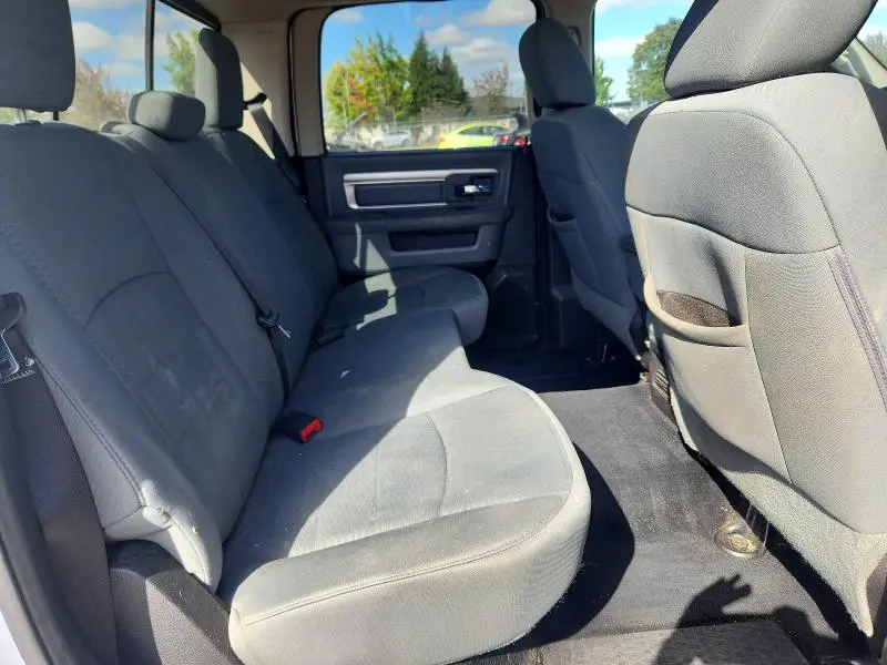 2013 RAM 1500 SLT  