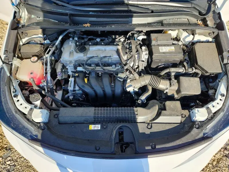 2021 TOYOTA COROLLA XLE  