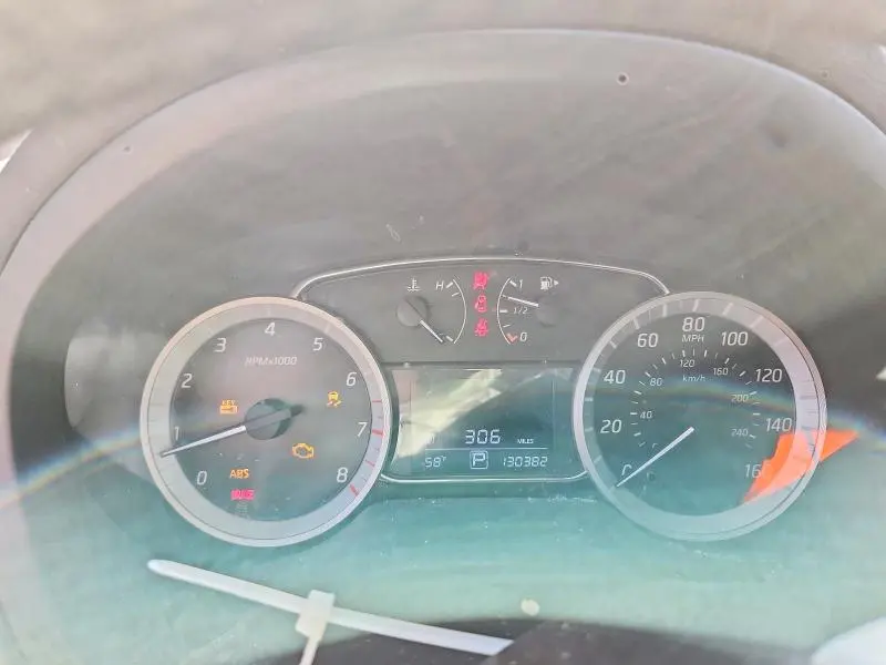 2015 NISSAN SENTRA SV  