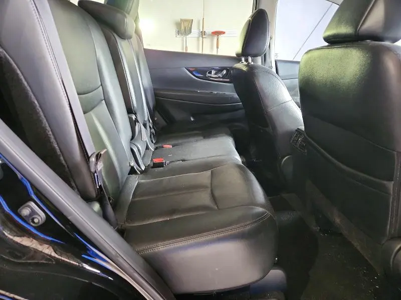2018 NISSAN ROGUE SL  