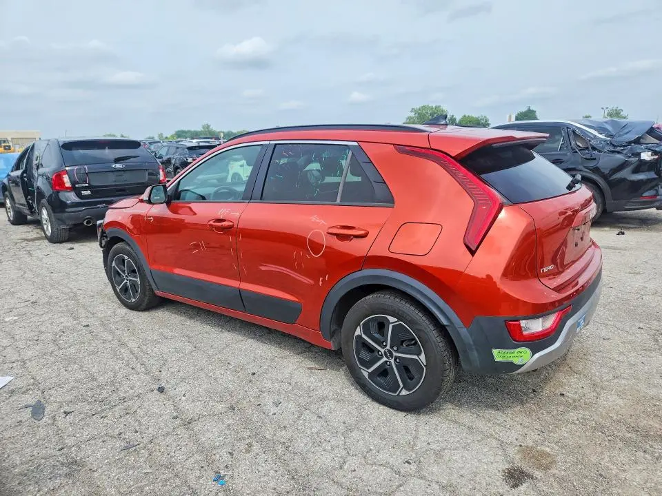 2023 KIA NIRO EX  