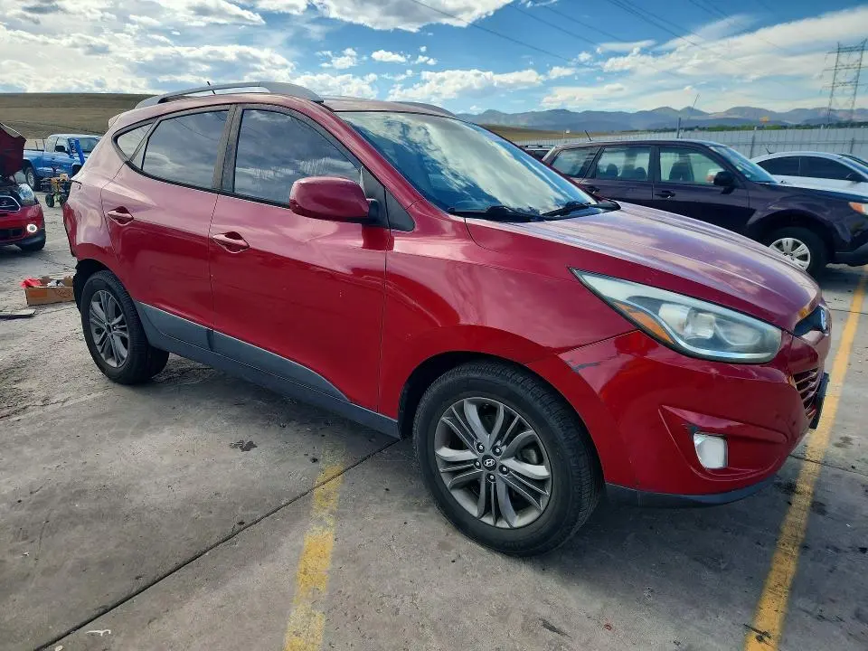 2014 HYUNDAI TUCSON SE  