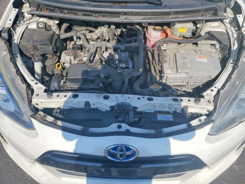 2015 TOYOTA PRIUS C THREE  
