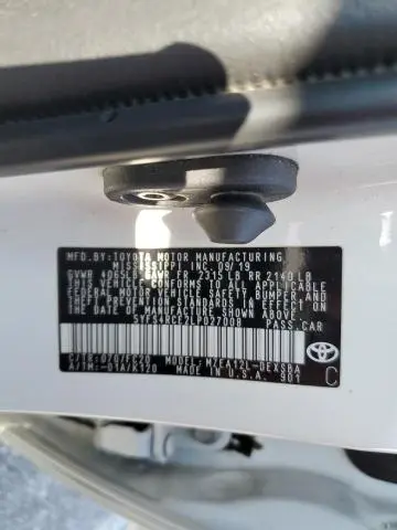 2020 TOYOTA COROLLA SE  