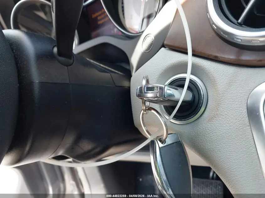2016 MERCEDES-BENZ GLA 250 4MATIC
