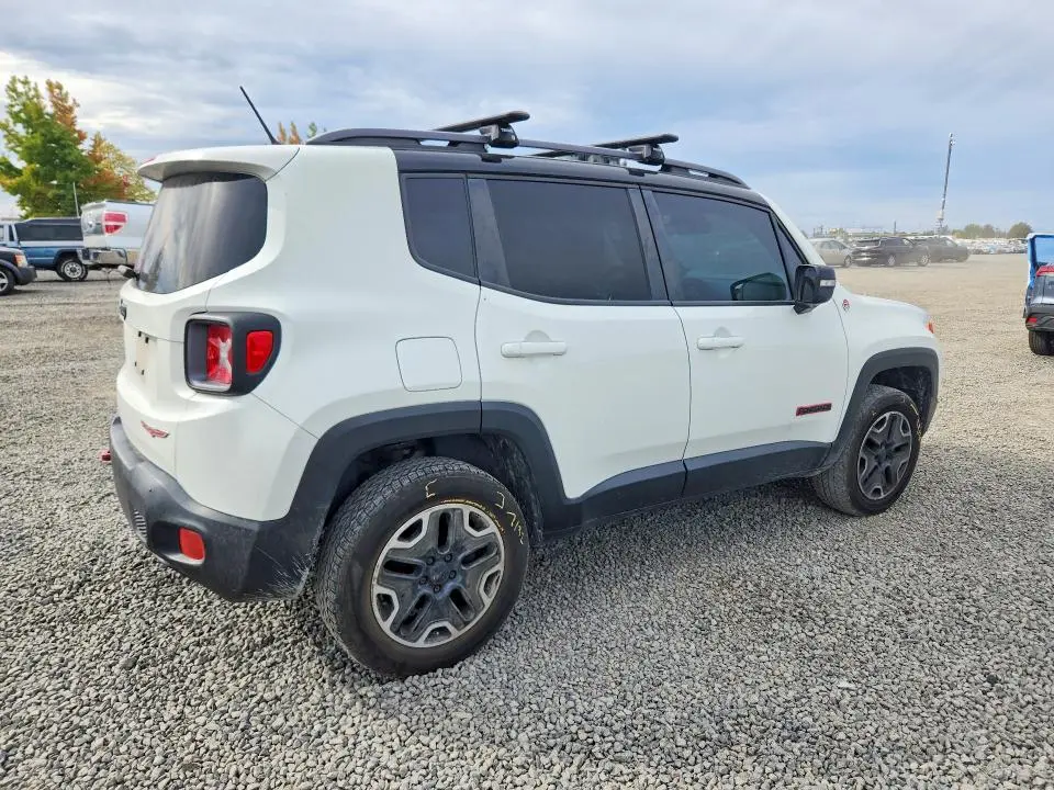 2015 JEEP RENEGADE TRAILHAWK  
