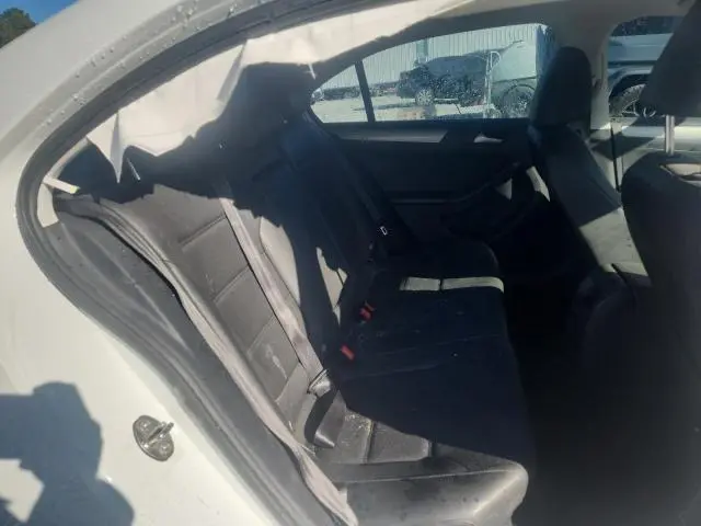 2017 VOLKSWAGEN JETTA SE  