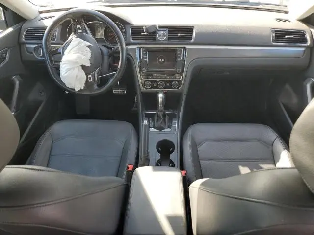 2017 VOLKSWAGEN PASSAT R-LINE  