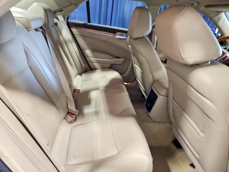 2012 CHRYSLER 300C   