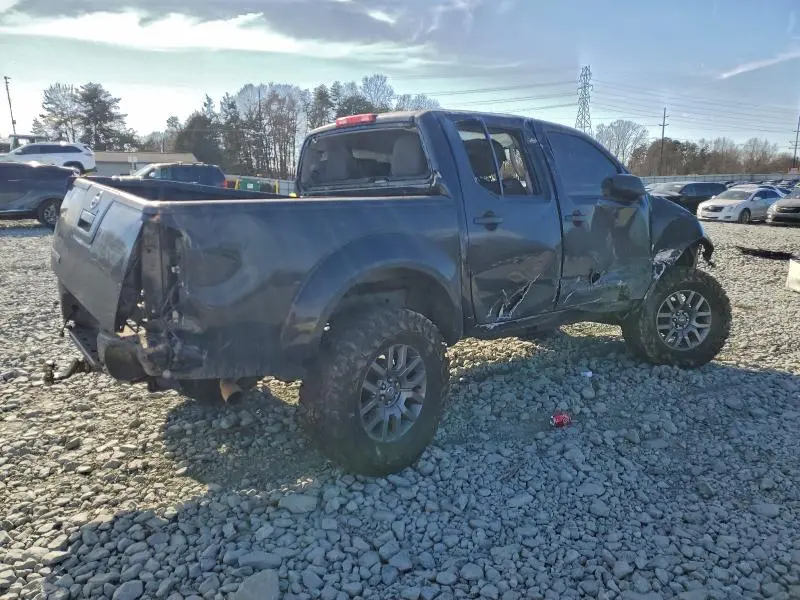 2012 NISSAN FRONTIER S  
