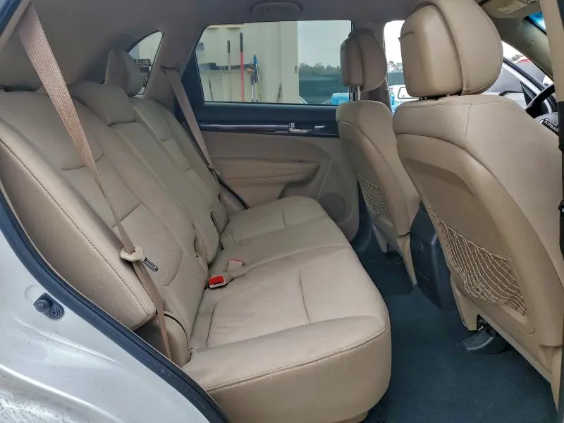 2012 KIA SORENTO BASE  