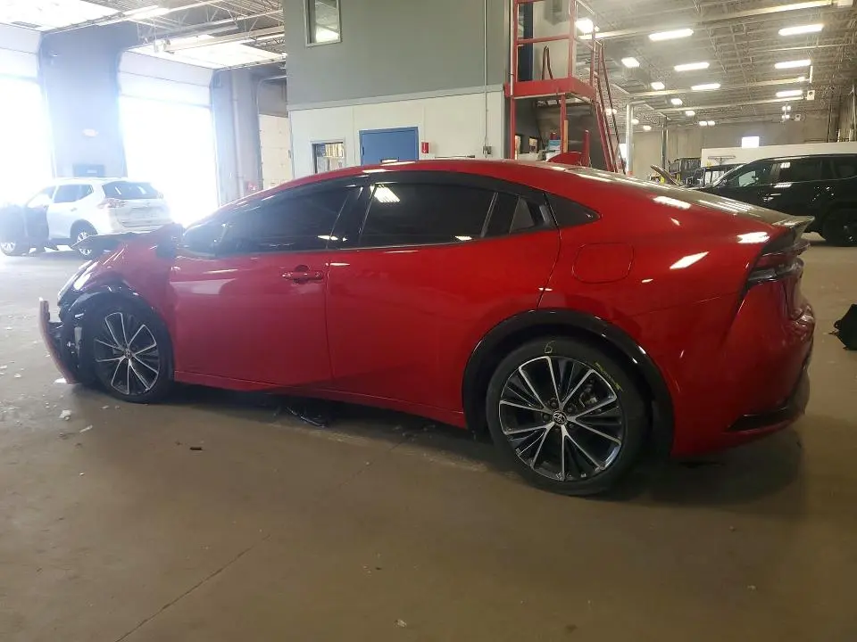2023 TOYOTA PRIUS XLE  