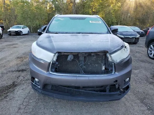 2016 TOYOTA HIGHLANDER XLE  