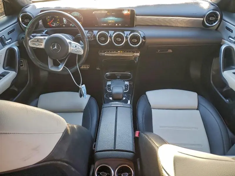 2020 MERCEDES-BENZ A 220 4MATIC  