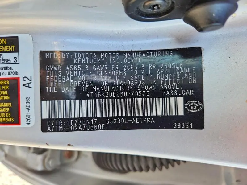 2011 TOYOTA AVALON LIMITED  
