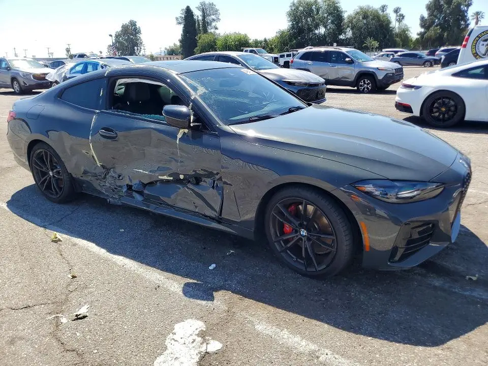 2024 BMW M440I   