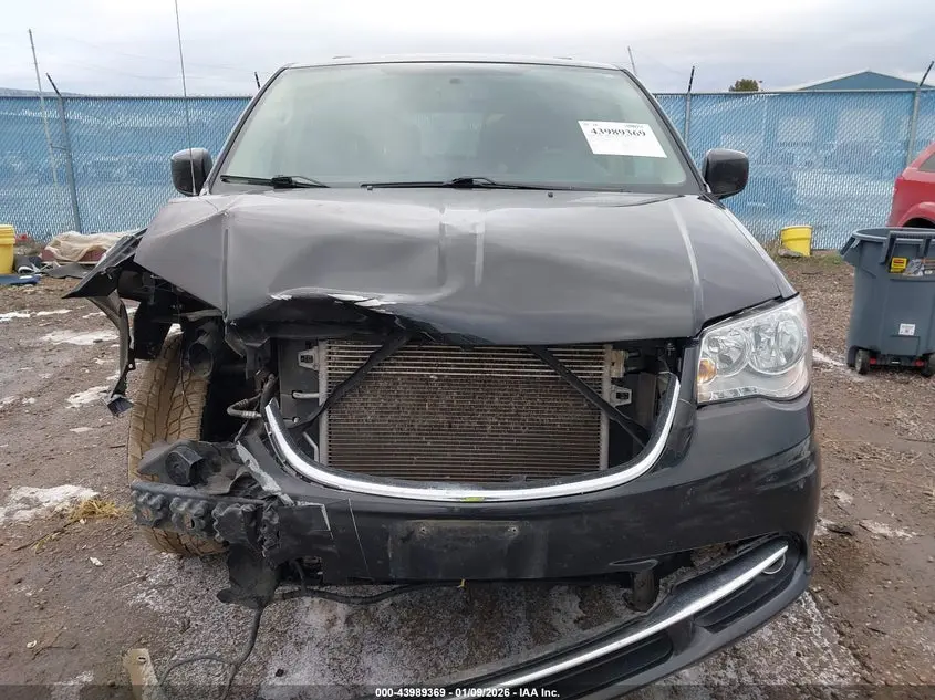 2016 CHRYSLER TOWN & COUNTRY TOURING