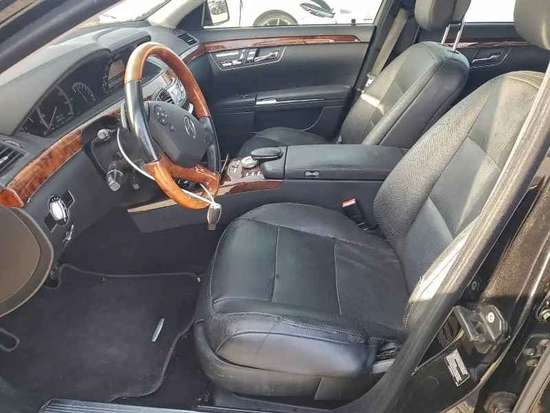 2010 MERCEDES-BENZ S 550  