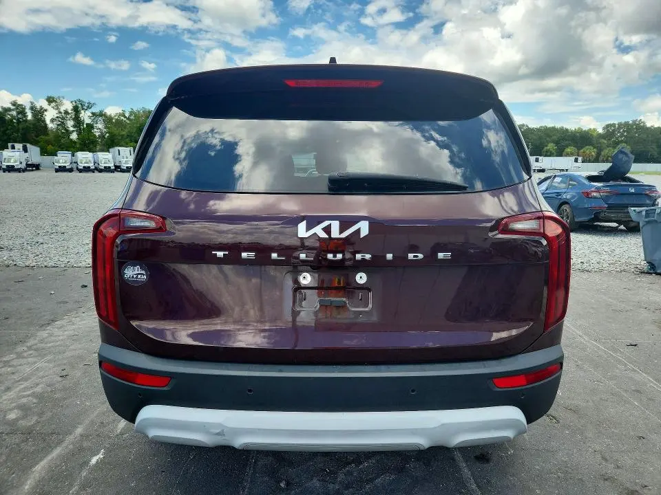 2022 KIA TELLURIDE LX  
