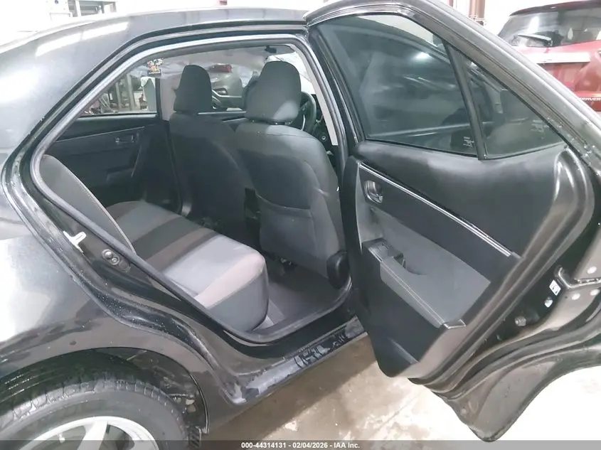 2018 TOYOTA COROLLA LE