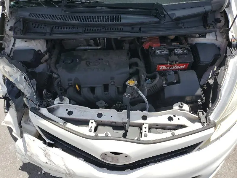 2013 TOYOTA YARIS 5-DOOR LE  