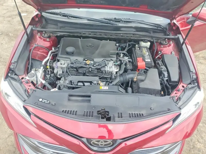 2018 TOYOTA CAMRY XLE  