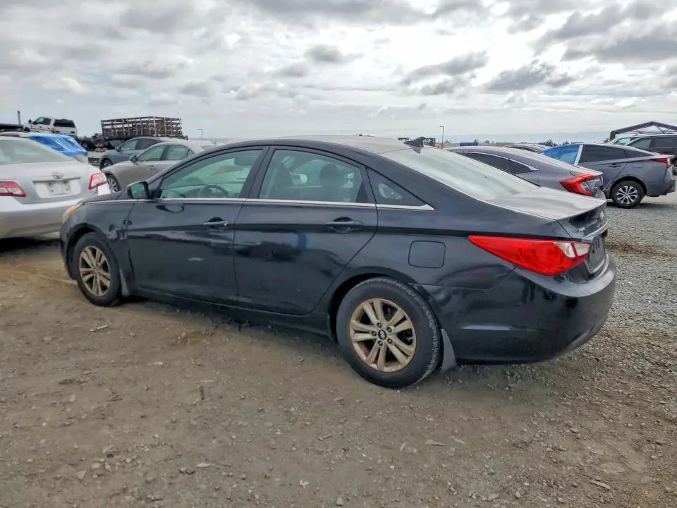 2011 HYUNDAI SONATA GLS  