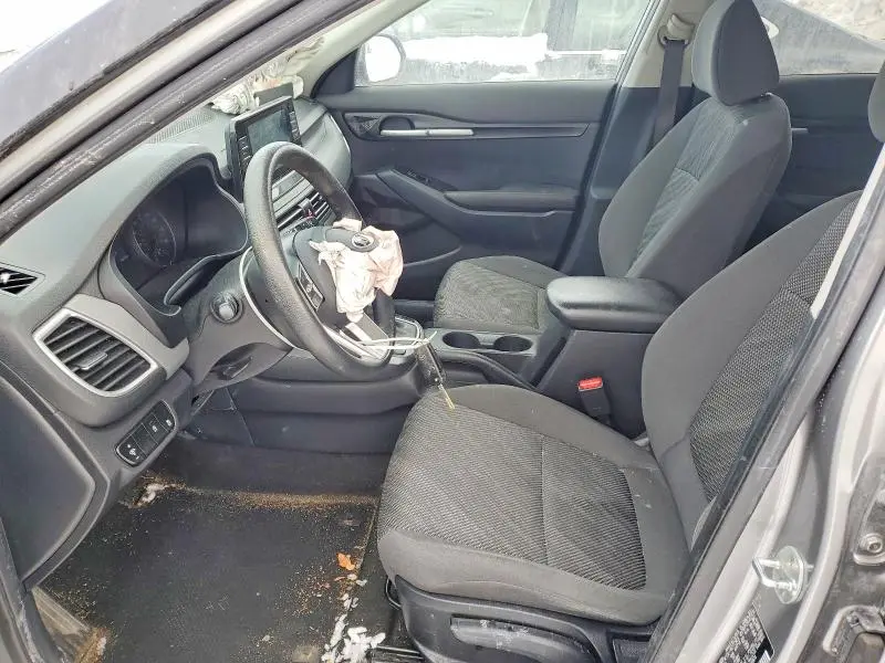2021 KIA SELTOS LX  