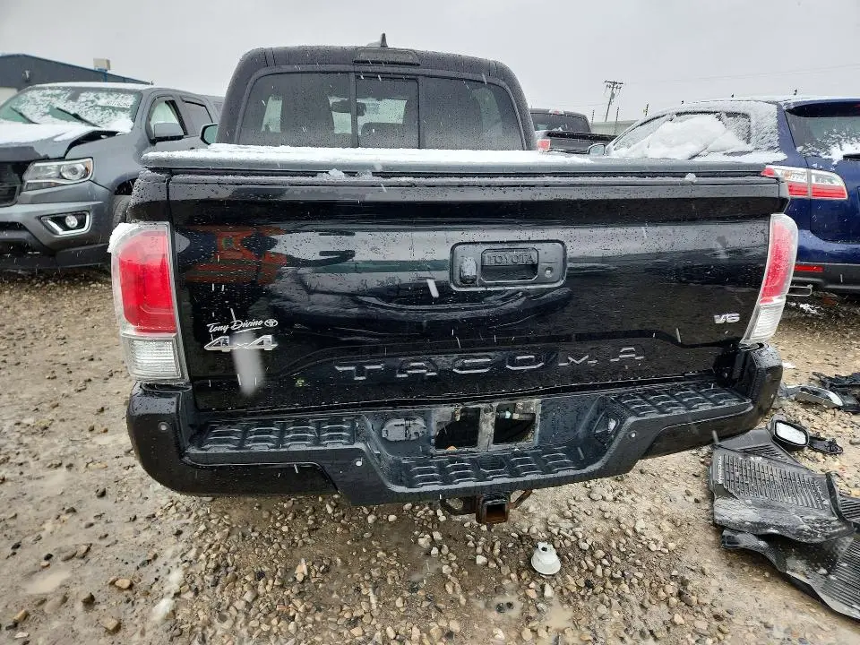 2016 TOYOTA TACOMA LIMITED  