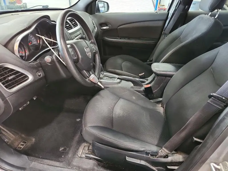 2013 DODGE AVENGER SE  