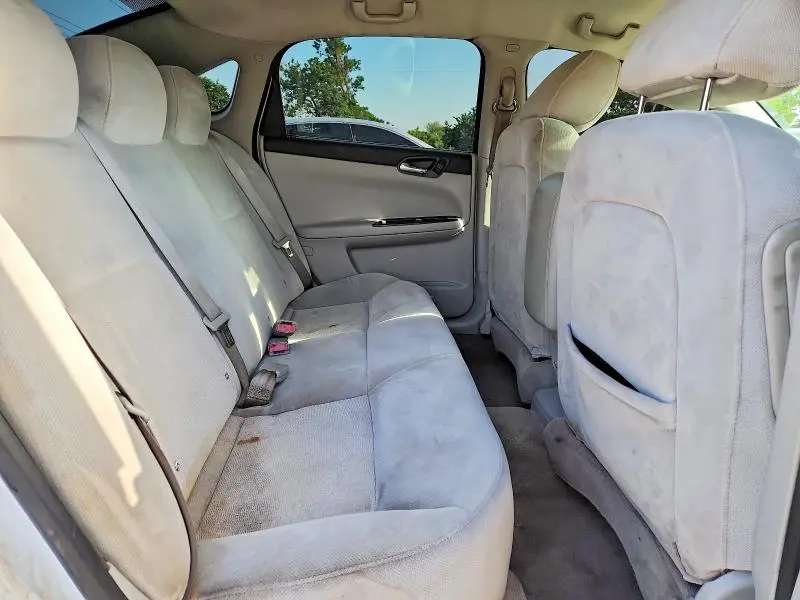 2010 CHEVROLET IMPALA LT  