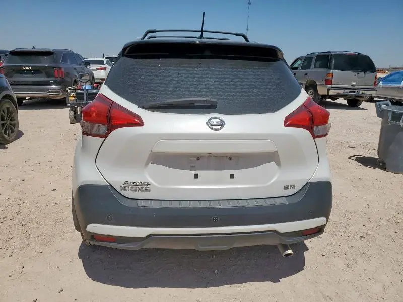 2019 NISSAN KICKS S  