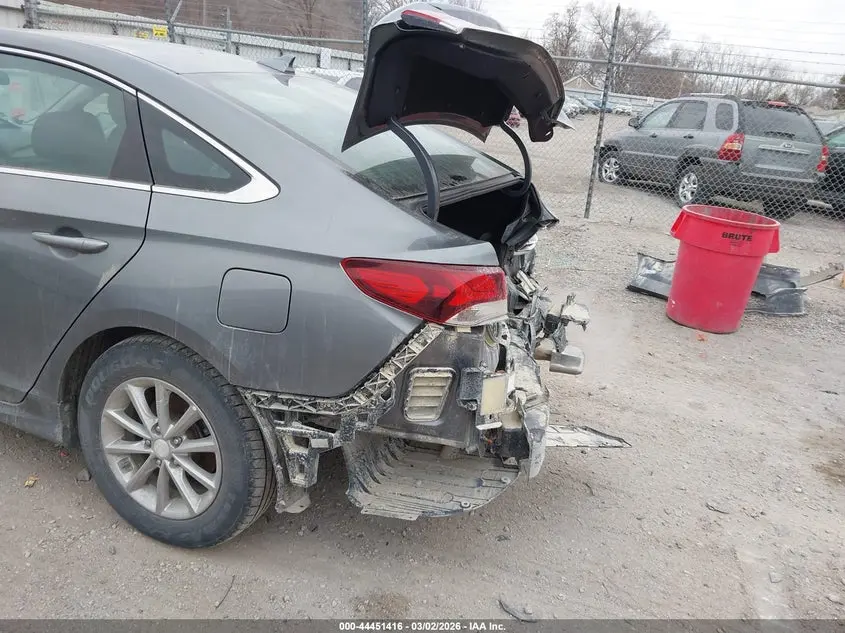 2019 HYUNDAI SONATA SE