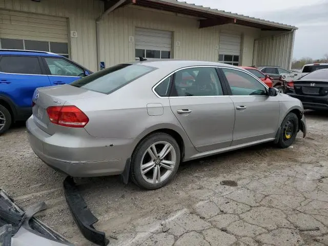 2013 VOLKSWAGEN PASSAT SE  