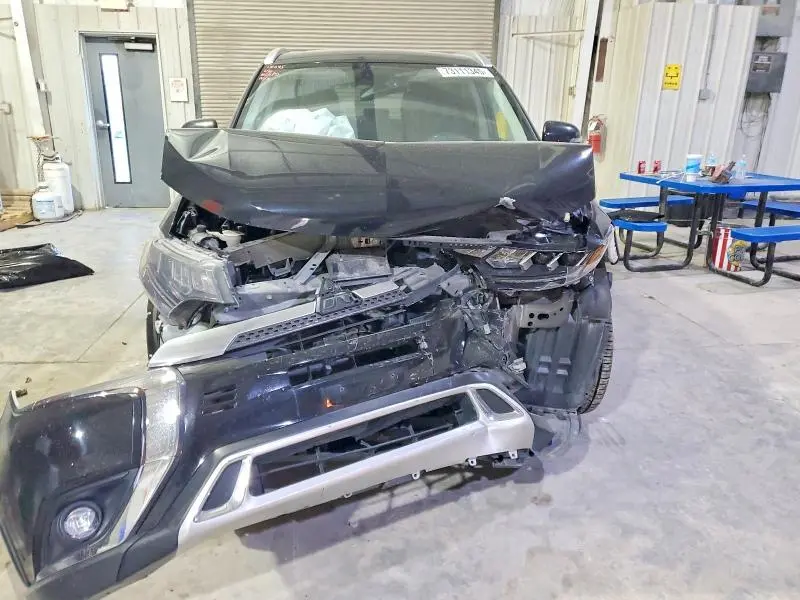 2019 MITSUBISHI OUTLANDER SE  