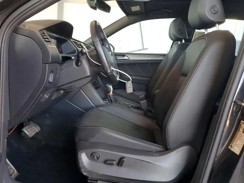 2023 VOLKSWAGEN TIGUAN SE R-LINE BLACK  