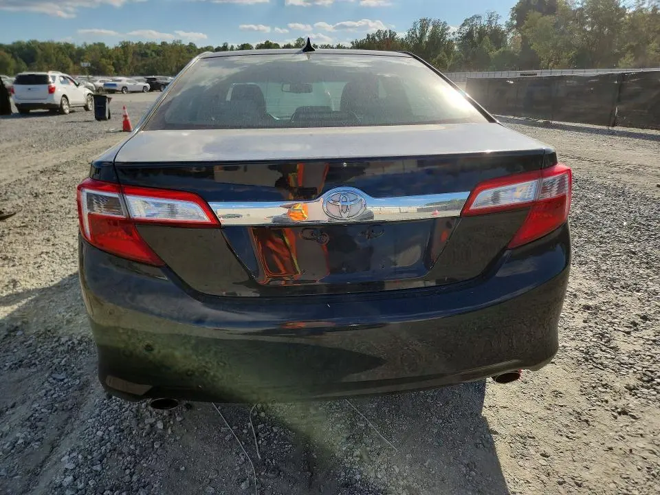 2012 TOYOTA CAMRY XLE V6  